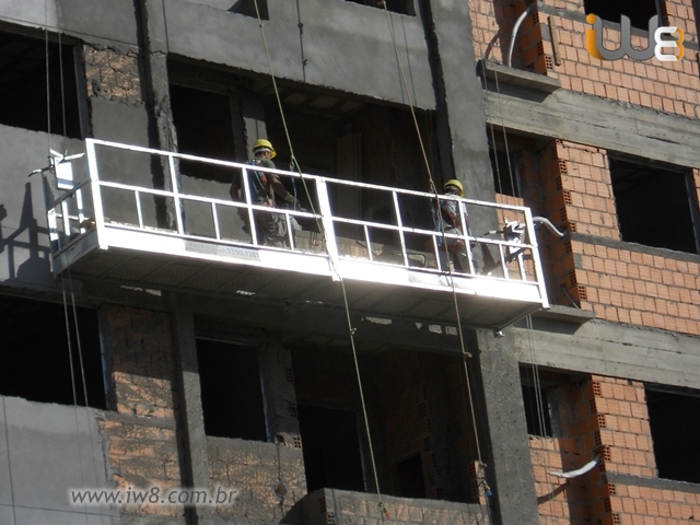 Foto - Andaime Suspenso Manual