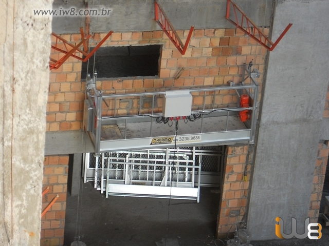 Foto - Andaimes Suspensos Thermo Mecânica