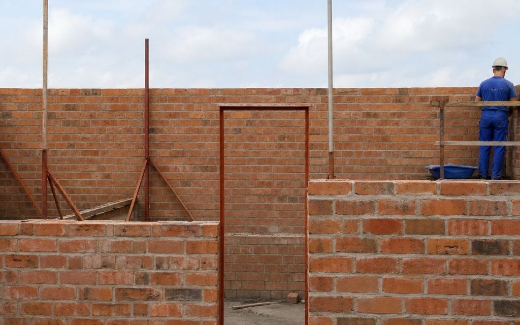 Foto - Escantilhão para Alvenaria Estrutural e Vedação