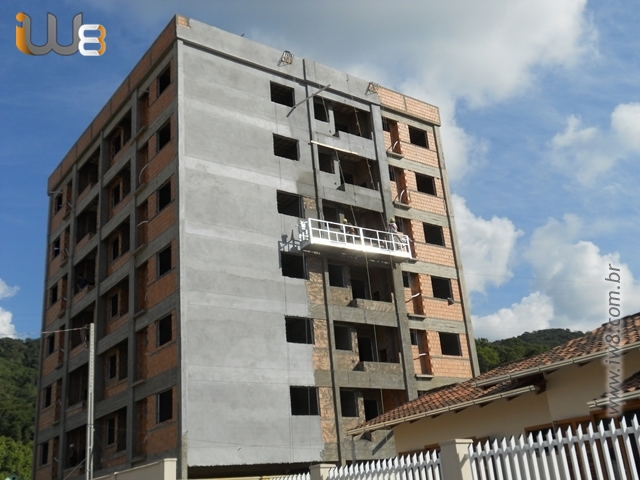 Foto - Montagem de Andaimes