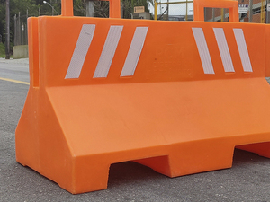 Foto - Barreira Plástica de Sinalização