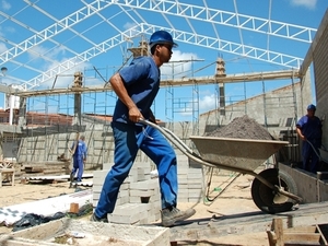 Foto - Burocracia na reforma de Escola no Piaui