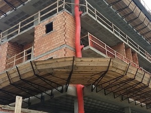 Foto - Condutor de Entulho