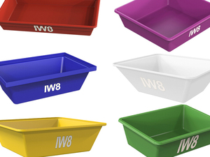 Foto - Dicas de como Manter as Verduras e Ervas Saudáveis na Horta em Caixa Plástica