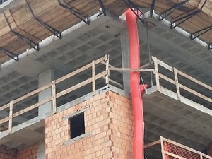 Foto - Duto Coletor de Entulho