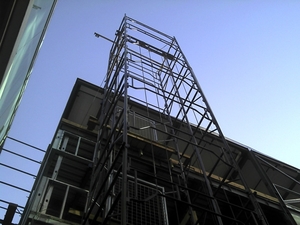 Foto - Elevador de Obra Tracionado a Cabo