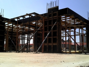 Foto - Escora Metálica para Coluna