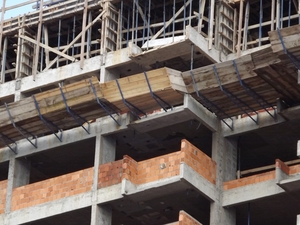 Foto - Proteção com Bandeja Secundária