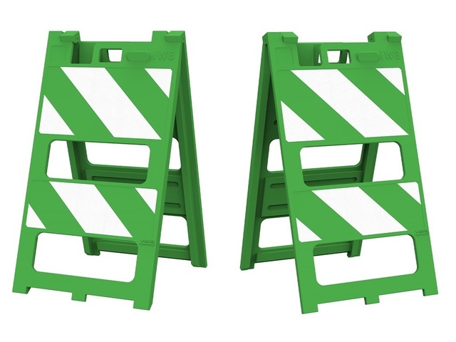 Cavalete Sinalização Vazado Parede Dupla Verde