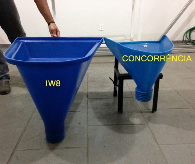 Duto de Argamassa Funil Fachada Reboco